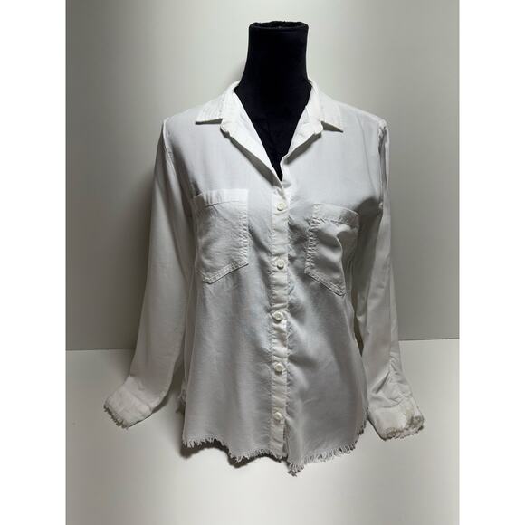 Cloth & Stone Women’s White Button-Up Shirt Long Sleeve Frayed Edges Sz M - Picture 1 of 9